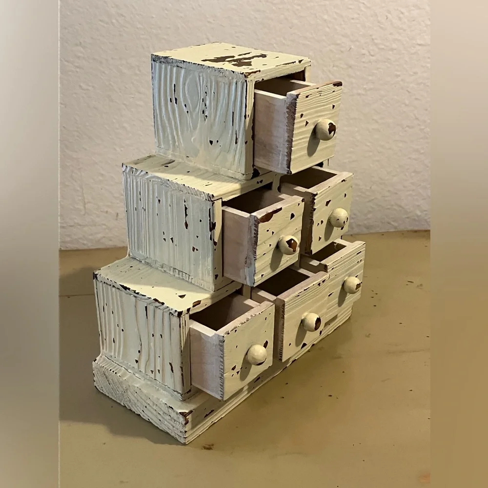 Rustic Chippy Cream Paint Folk Art Wood Distressed Storage Stacked Cube Box - Picture 6 of 13